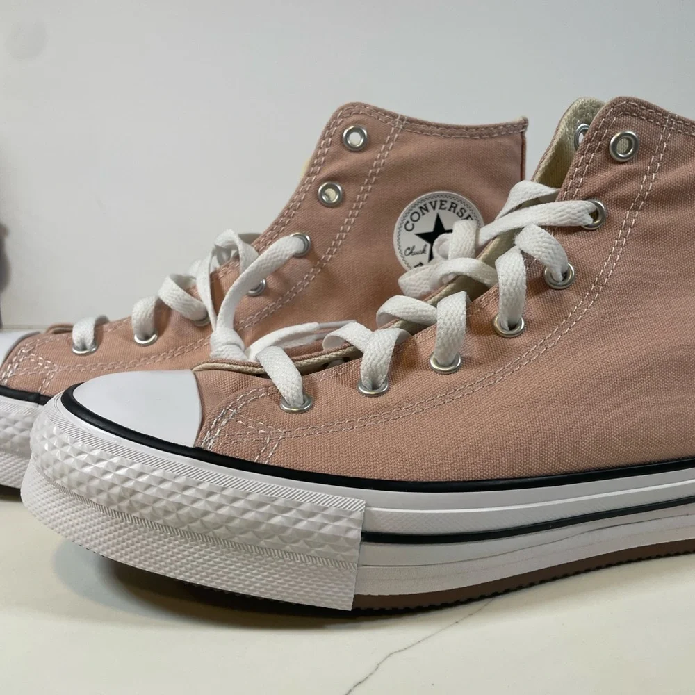 Converse Pink High-Top Sneakers Kids Size 6 – Brand New with Box